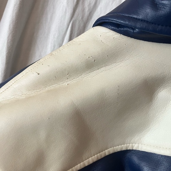 Officially licensed collegiate gear PENNSTATE CHILD XS letterman Style Jacket - Picture 5 of 5